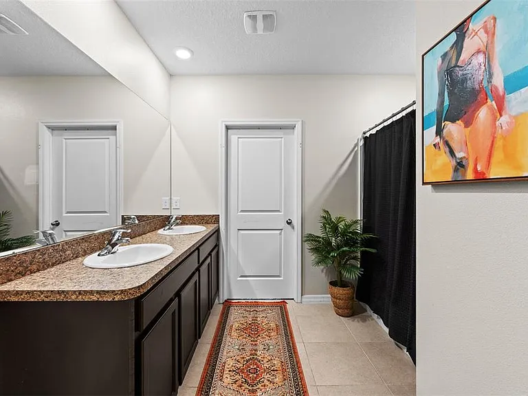 2908 Storybrook Preserve Dr — Photo 32