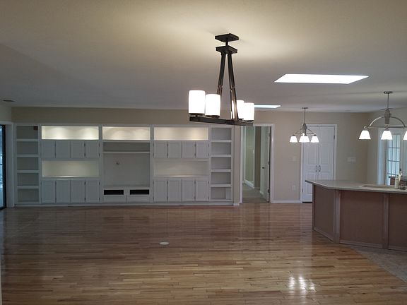 2nd image of 1 Eagle Ln