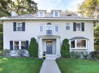90 Hull St, Newton, MA 02460