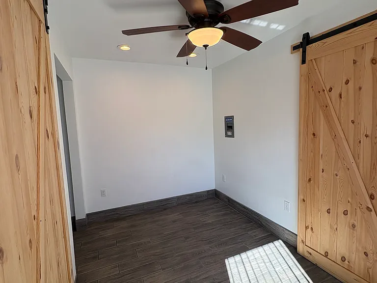 4209 Warda Ave #G — Photo 8