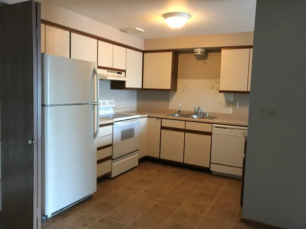 S85W18710 Jean Dr #1, Muskego, WI 53150