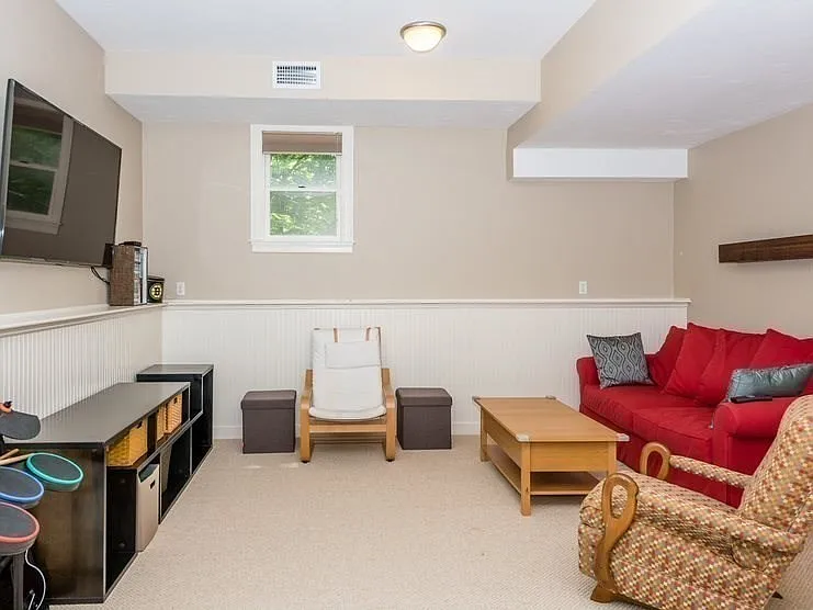 11 Crestview Rd #11 — Photo 25