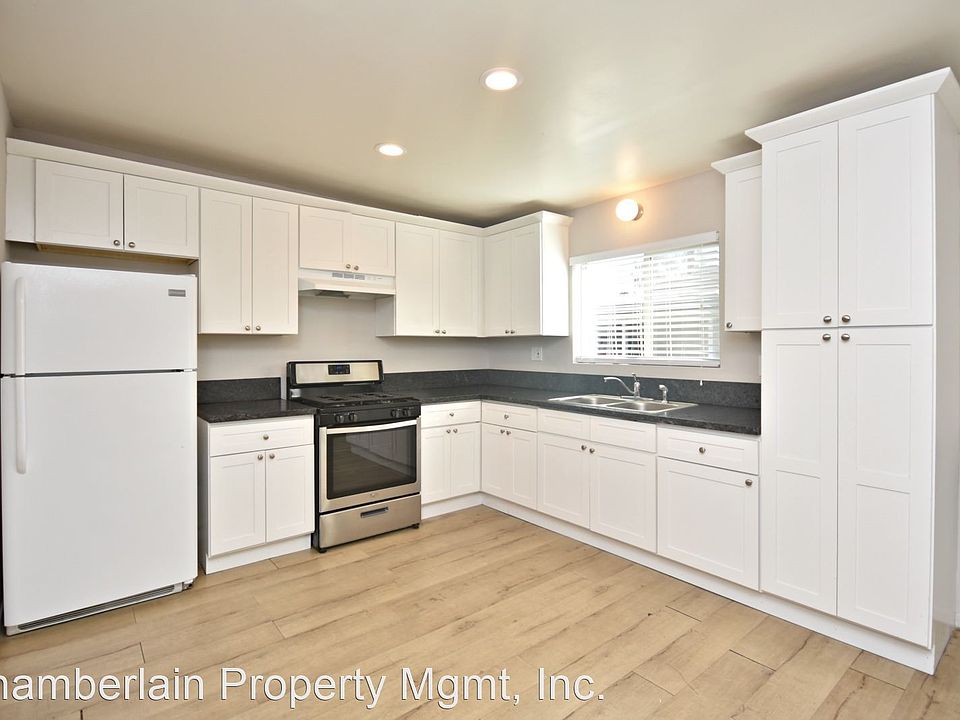 1st image of 1921 West Dr APT A