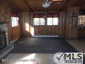 LIVING ROOM DINING ROOM