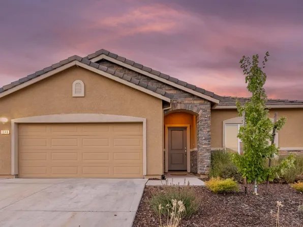 1046 Willow Dr, Ione, CA 95640