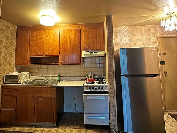 3rd image of 260 N Main Street #B-42