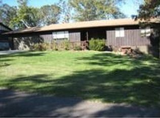 205 Center St, Cassville, MO 65625