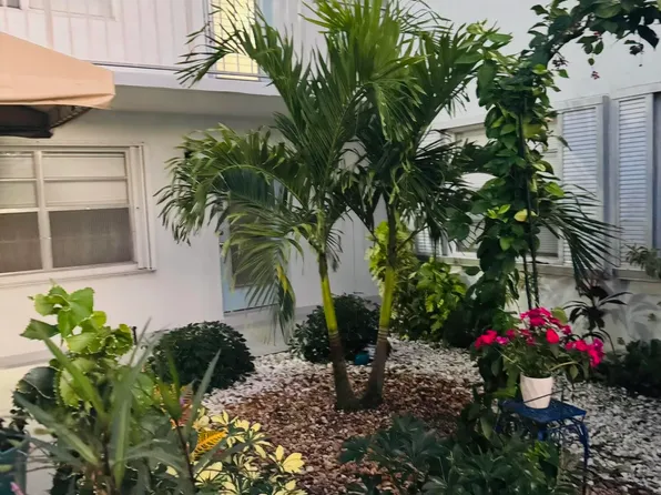 390 Saxony I Way, Delray Beach, FL 33446