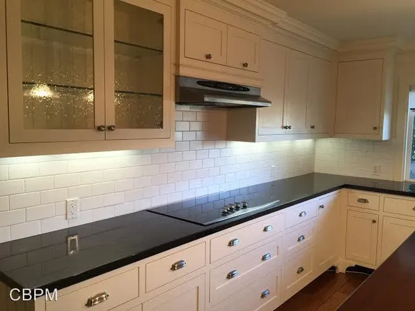 32031 Viewlake Ln, Westlake Village, CA 91361