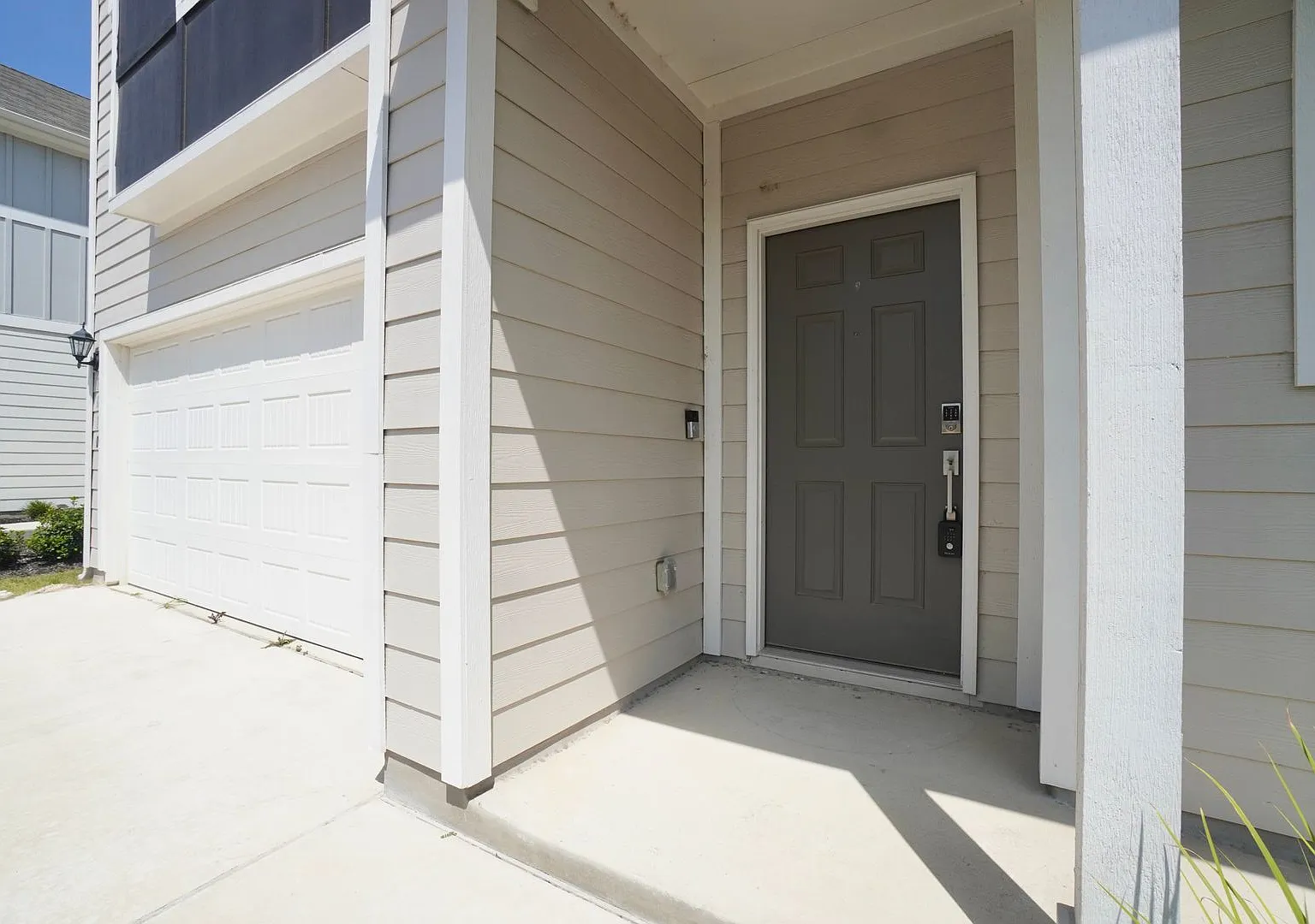 Modern 3 BR / 3 BA Rental Home in Pflugerville with Private Balcony — Photo 3
