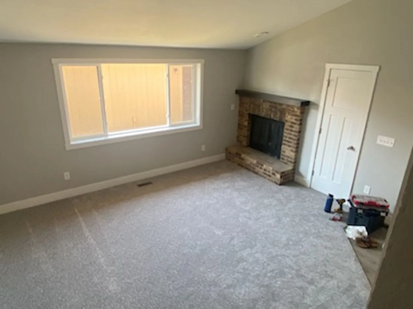 Fully remodeled westend 2 bedroom. 1 bath, townhome! — Photo 4