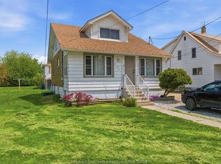 222 Lesperance Rd, Tecumseh, ON N8N1W3