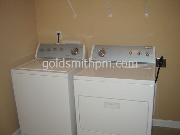 5th image of 19 Richland Creek Dr