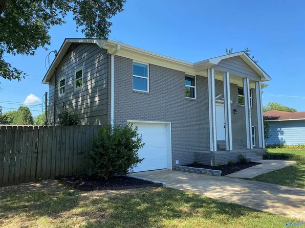 305 Larkwood Dr SW, Decatur, AL 35601