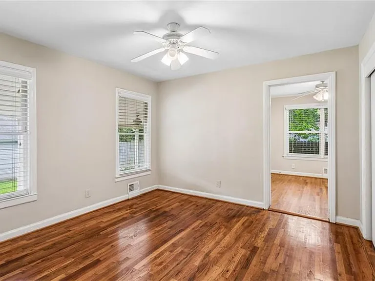 1910 La Dawn Ln NW — Photo 13