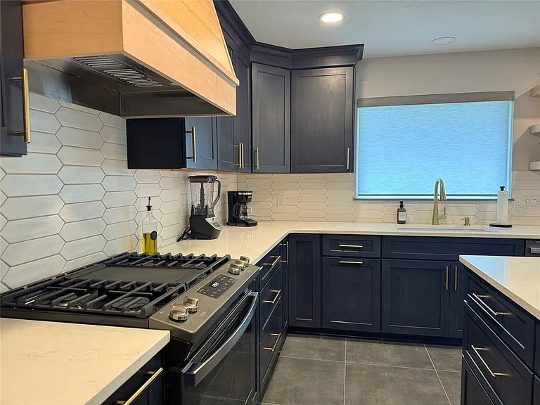 419 N Apopka Ave — Photo 8