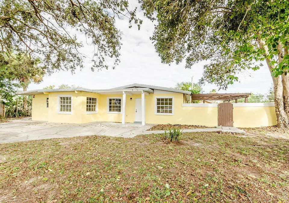 1540 Quince Ave