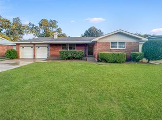 404 Patricia Rd, Hurst, TX 76053