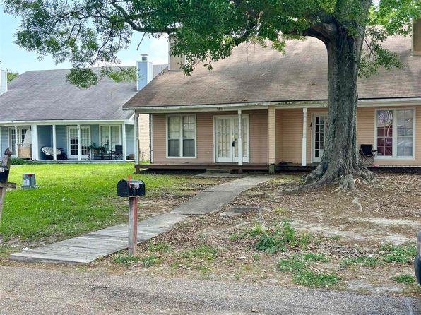 3231 King Bradford Dr, Baton Rouge, LA 70816