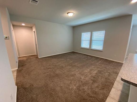 2nd image of 3124 Winoak Dr