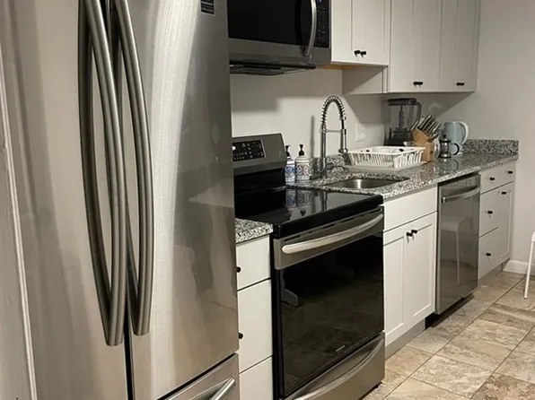 34 Bryon Rd, Chestnut Hill, MA 02467