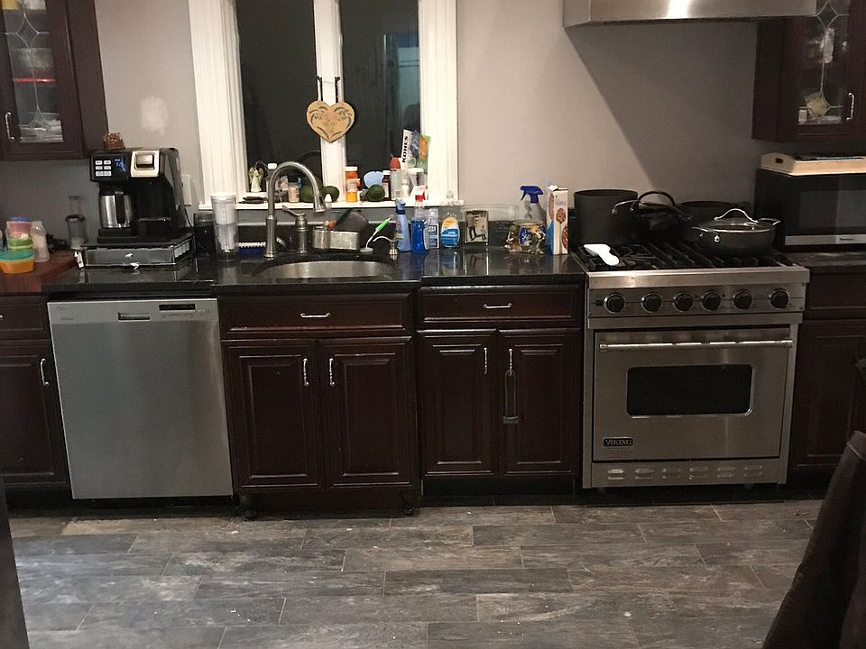 261 Railroad Ave, Center Moriches, NY 11934 Zillow