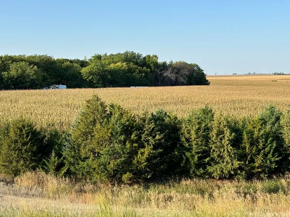 25461 403rd Ave, Mitchell, SD 57301