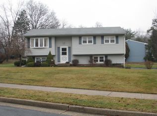 74 Mitchell Ave, Piscataway, NJ 08854