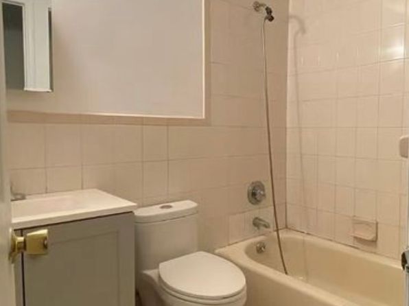 4222 163rd St Floor 1