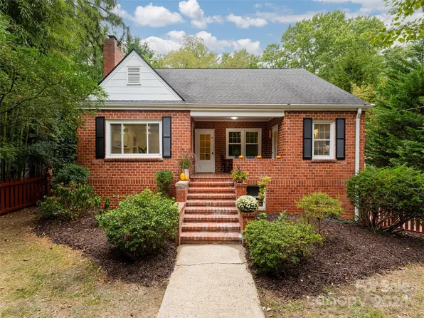 8 Mount Vernon Cir, Asheville, NC 28804