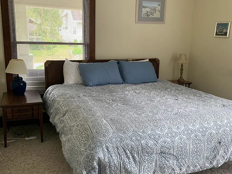 430 N Forest Pl — Photo 7
