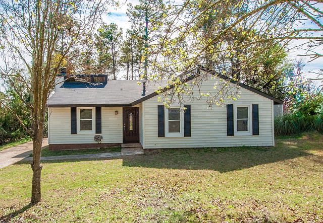 1st image of 3024 Silverwood Dr