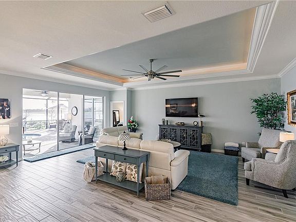 5th image of 16463 Bonita Landing Cir