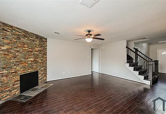 5th image of 19111 Hayden Wood Dr