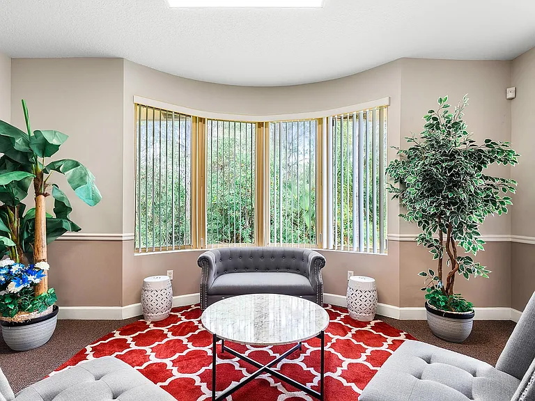 Bella Vista Apartments — Photo 47