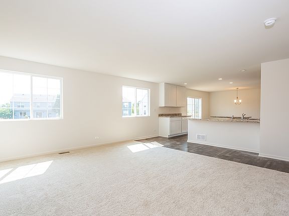 5th image of 1661 Serenity Dr