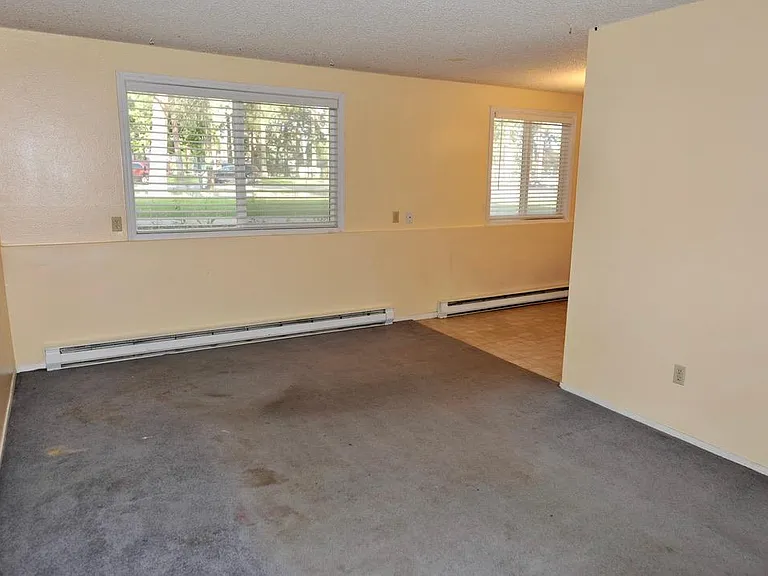 2201 N Spokane St #3 — Photo 8