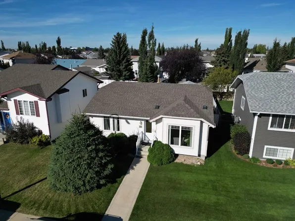 73 E Darling Cres, Red Deer, AB T4R 2W3