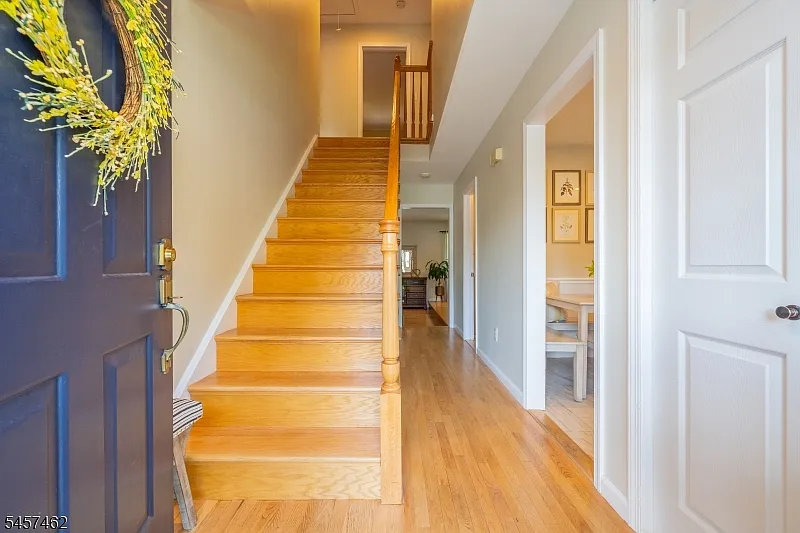 3 bed, 2.5 bath, $3,950 — Photo 2