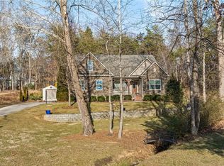 1550 Pike Place Ct, Kernersville, NC 27284