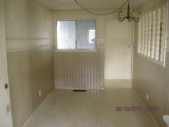 5th image of 1772 W Stewart Ave