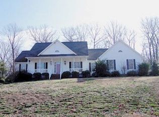 7936 Villanow Dr, Sanford, NC 27332