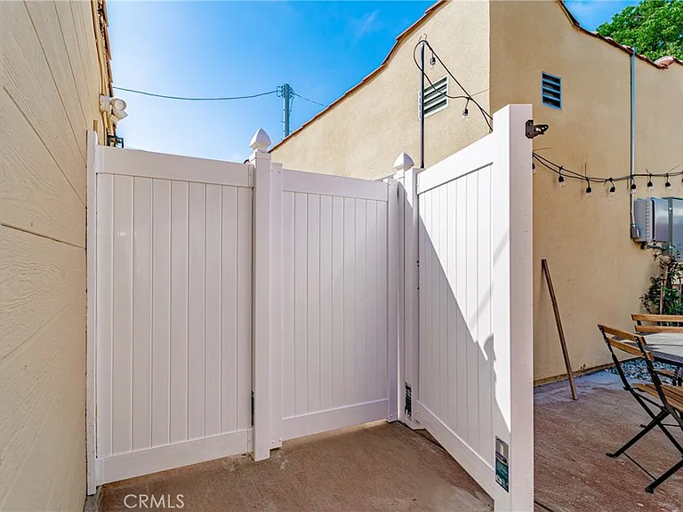 10832 Westminster Ave — Photo 16
