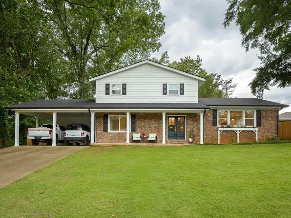 230 Robinhood Dr, Florence, AL 35633