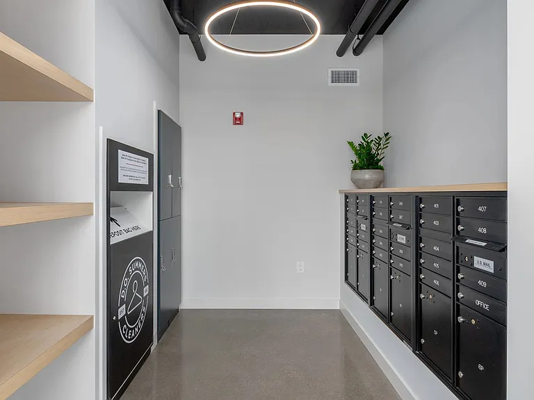 Breakwater Lofts — Photo 17