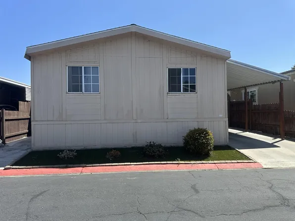 3890 Sipes Ln Spc 110, San Ysidro, CA 92173