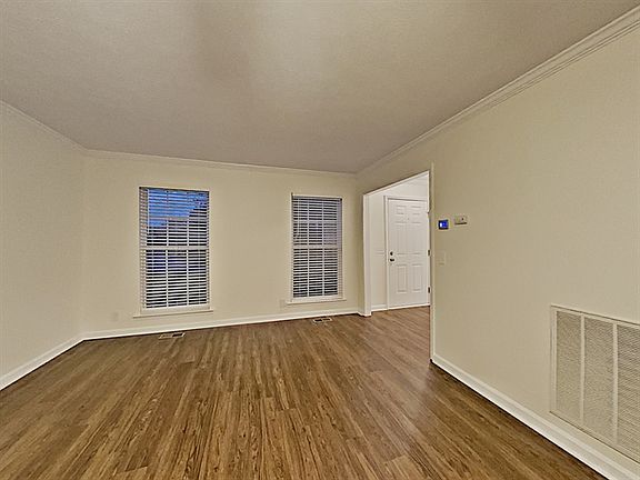 4th image of 615 McGivney Ct