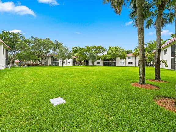 4th image of 16257 Saddle Club Rd #201