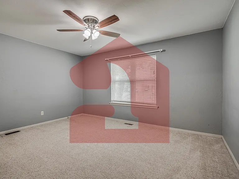 5313 NW 110th St — Photo 39