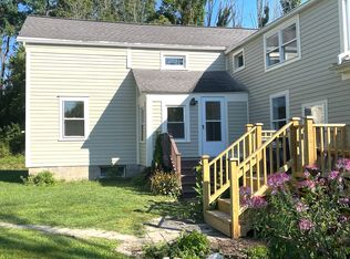 1201 Lanford Ln #3, Castleton On Hudson, NY 12033